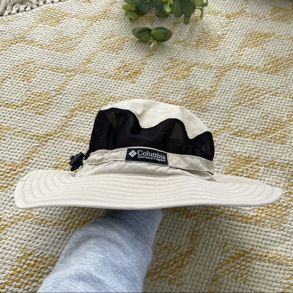 SoLD Columbia Unisex Bora Bora Booney hat